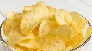 Картофельные чипсы